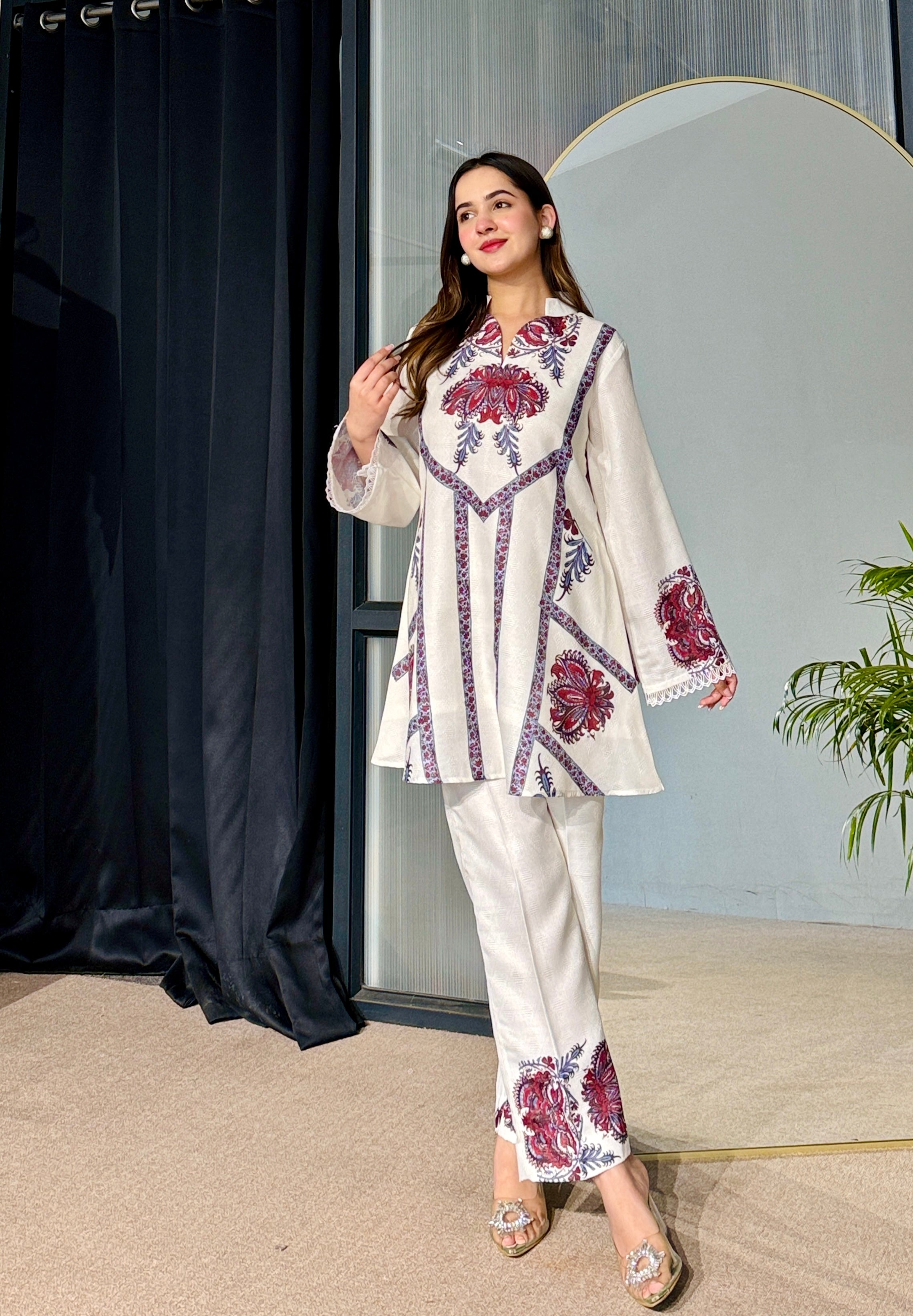 Rangrez 🌸 Floral 2-Piece Kurta Set