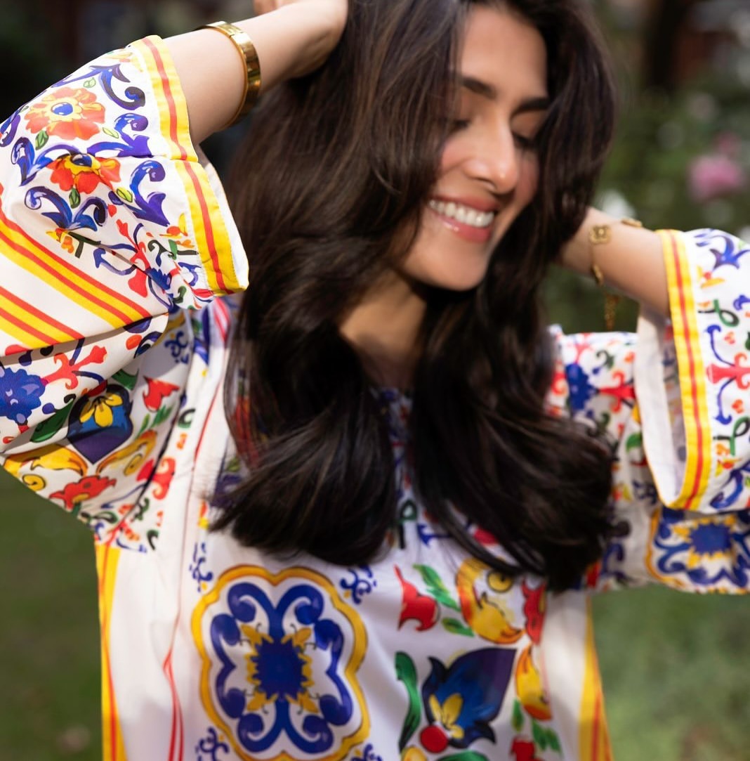 Gulshan-e-Hayat 🌼🕊️ 2-Piece Kurti Set