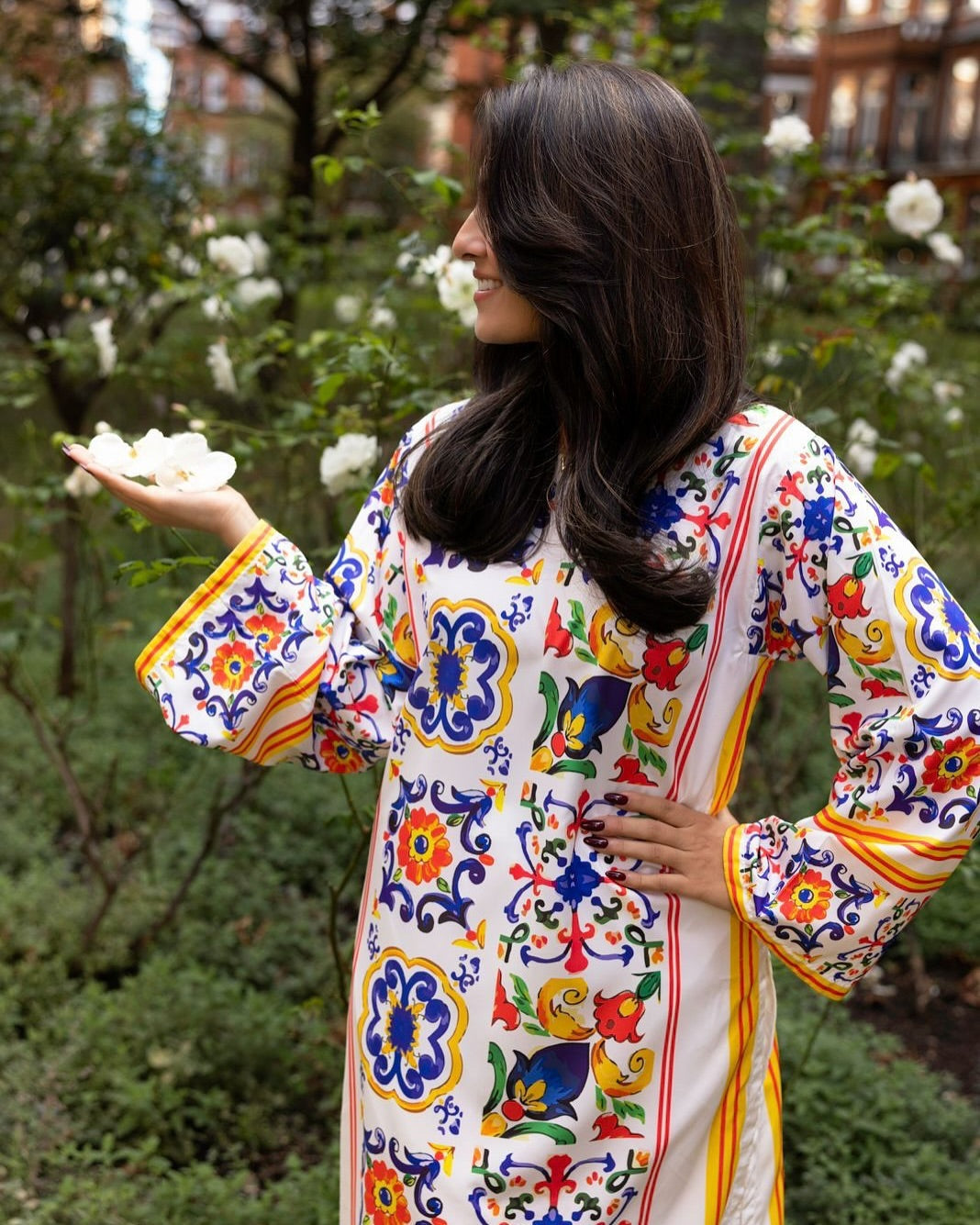 Gulshan-e-Hayat 🌼🕊️ 2-Piece Kurti Set